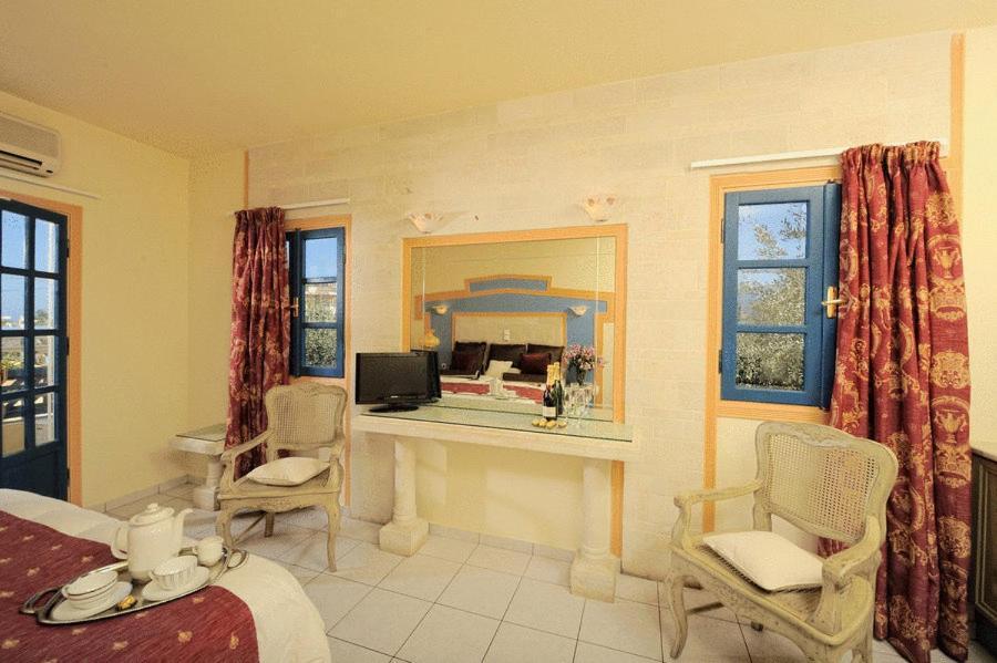 Parthenis Hotel & Suites Малиа Экстерьер фото